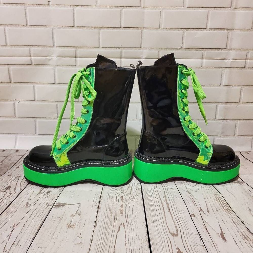 Demonia Goth Rave Emo Slime Electric Fusion UV Platform Boots US Size 6